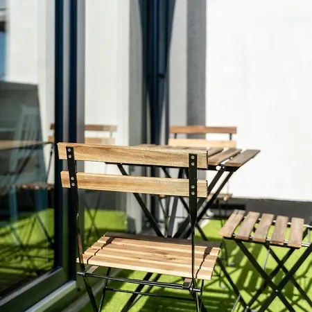 Sternenhimmel Penthouse: Cozy City Retreat With Boxspring Bed Kassel